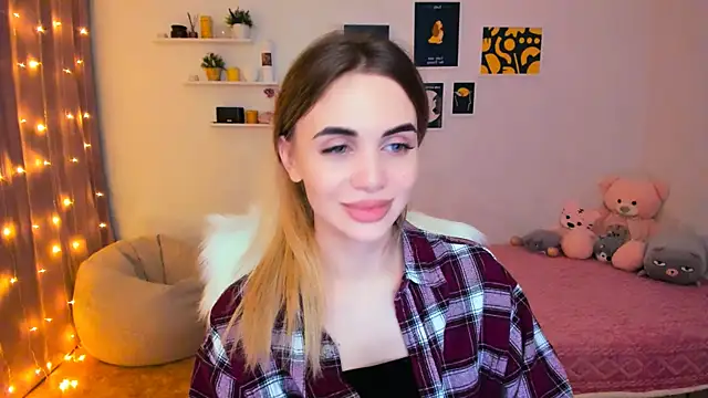 aPieceOfJoy online show from January 18, 12:35 am