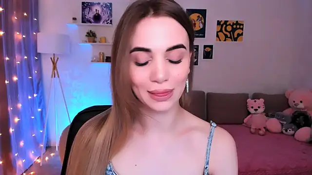 aPieceOfJoy online show from March 20, 12:30 am