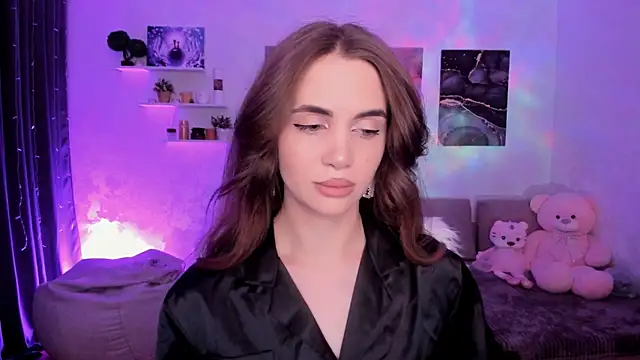 aPieceOfJoy online show from January 8, 9:32 pm