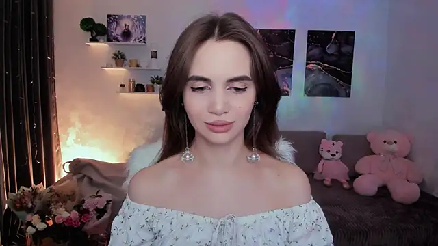 aPieceOfJoy online show from December 18, 9:51 pm