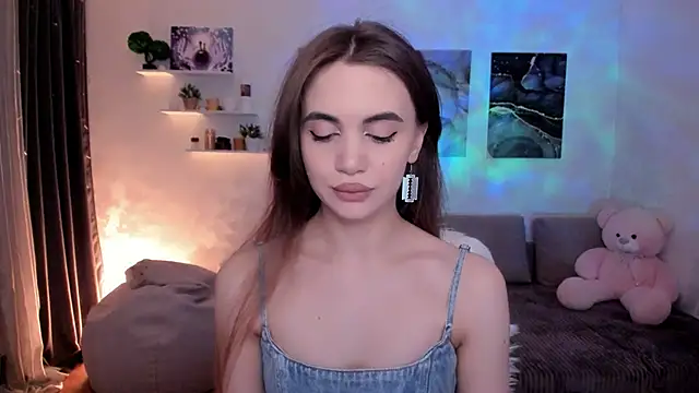 aPieceOfJoy online show from December 20, 9:28 pm