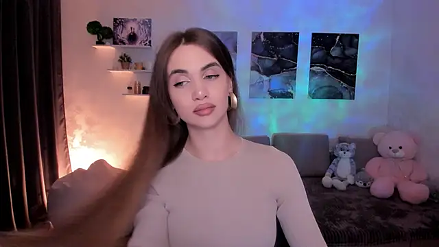 aPieceOfJoy online show from September 20, 9:31 pm