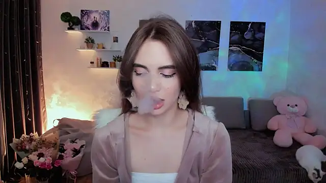 aPieceOfJoy online show from December 16, 9:41 pm