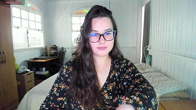 Snapshot of anna_love_hot chatting on October 21, 5:23 pm anna love hot online show from October 21, 5:23 pm