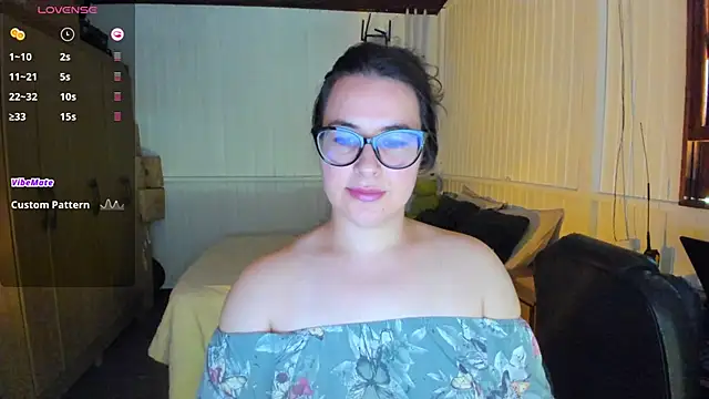 Snapshot of anna_love_hot chatting on February 10, 4:58 pm anna love hot online show from February 10, 4:58 pm