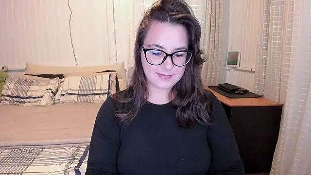Snapshot of anna_love_hot chatting on May 15, 7:01 pm anna love hot online show from May 15, 7:01 pm