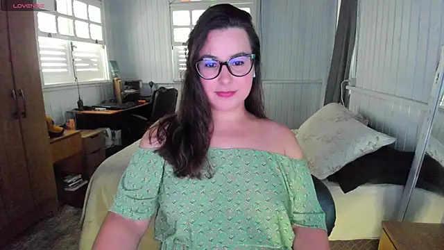 Snapshot of anna_love_hot chatting on November 27, 5:57 pm anna love hot online show from November 27, 5:57 pm