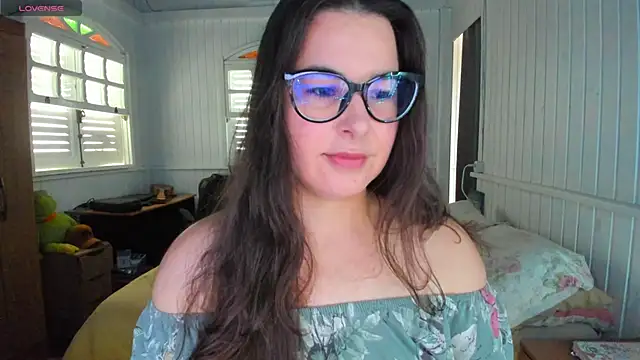 Snapshot of anna_love_hot chatting on September 15, 3:56 pm anna love hot online show from September 15, 3:56 pm
