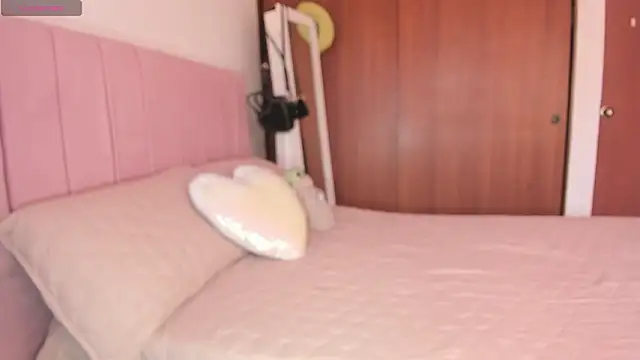 whitneyhot online show from February 9, 11:41 am