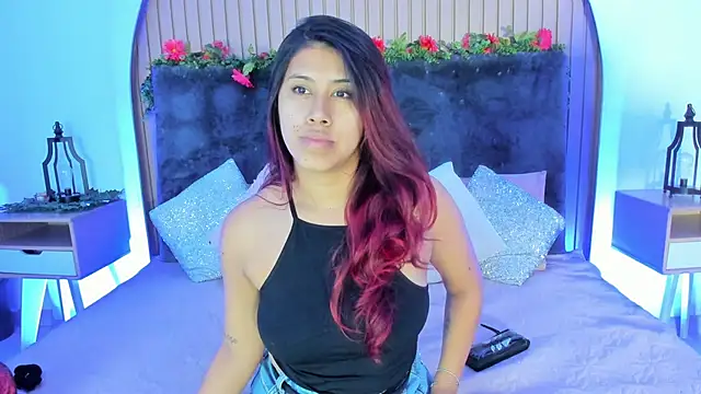 Karlagonzales  online show from October 21, 9:41 am