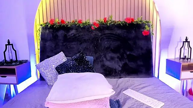 Karlagonzales  online show from March 7, 1:20 am