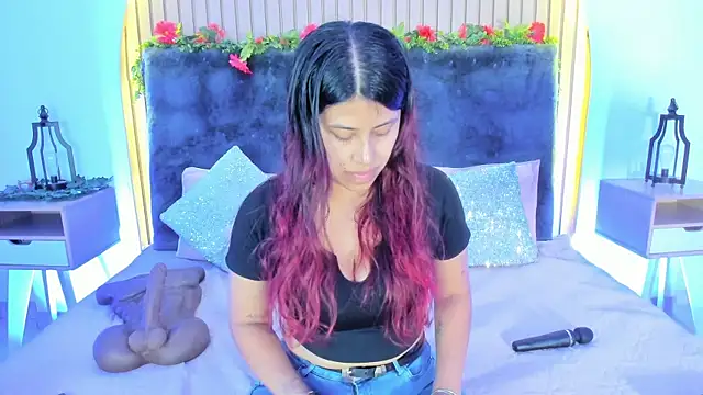 Karlagonzales  online show from October 22, 10:04 am