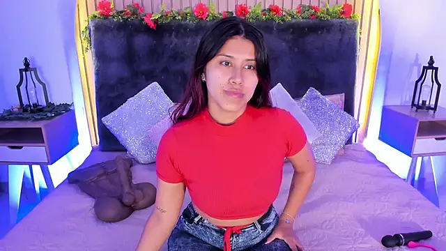 Karlagonzales  online show from October 12, 11:11 am