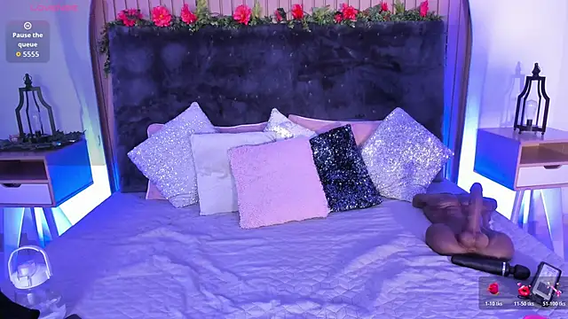 Karlagonzales  online show from October 25, 10:47 am