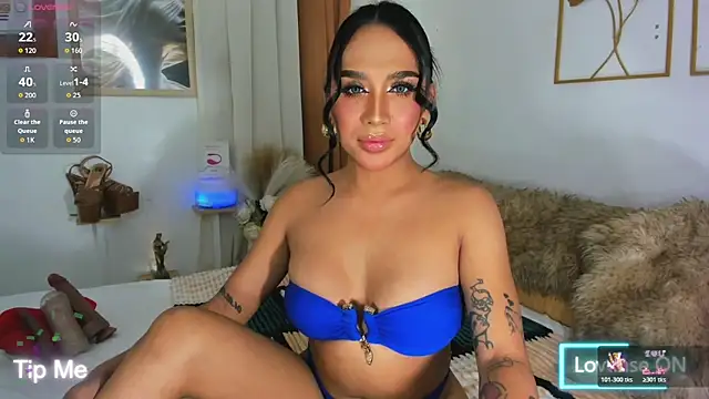 ClassyEllice online show from November 5, 7:50 pm