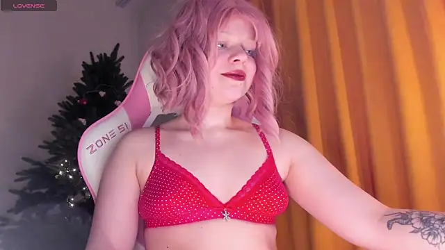 SueNiceeeee online show from December 19, 9:28 pm