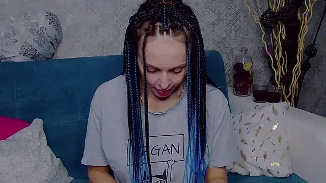 Brilliant Doll online show from February 11, 2:11 am