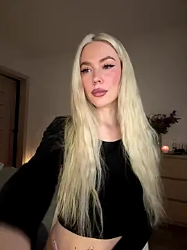 xDinnax online show from November 15, 5:50 pm