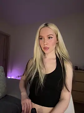 xDinnax online show from April 15, 3:16 pm