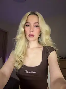 xDinnax online show from February 24, 2:18 pm