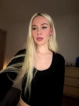 xDinnax online show from December 15, 3:51 pm