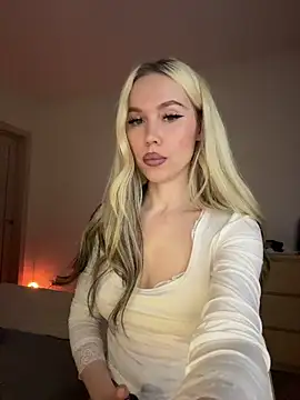 xDinnax online show from May 20, 1:41 pm