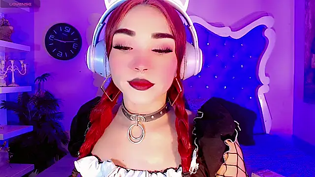 LeyXandrabraz online show from March 15, 8:05 pm