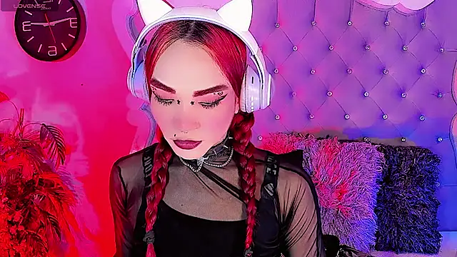 Snapshot of LeyXandrabraz chatting on May 17, 8:20 pm LeyXandrabraz online show from May 17, 8:20 pm