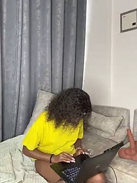 peeky pinky online show from November 5, 12:52 pm