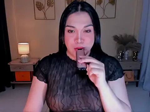 MaxeneCullens online show from January 19, 2:48 am