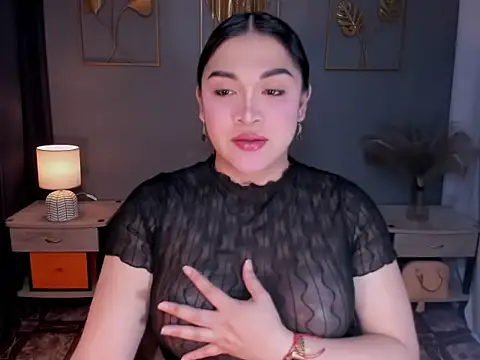 MaxeneCullens online show from November 9, 3:10 am