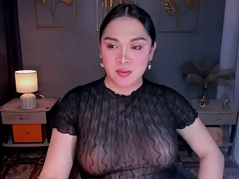 MaxeneCullens online show from October 31, 2:52 am