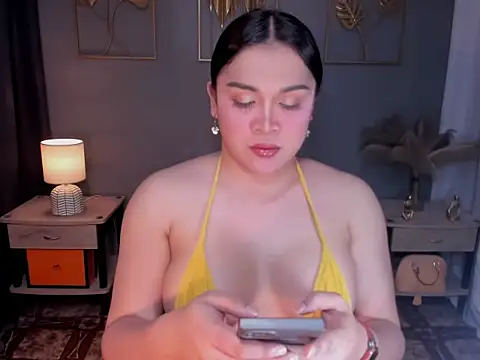 MaxeneCullens online show from October 12, 4:58 am