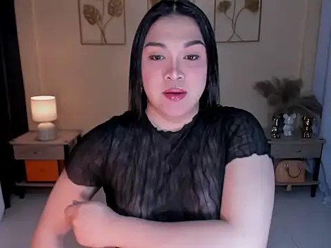 MaxeneCullens online show from December 22, 3:06 am