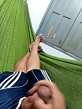 NINFOMANIACOquer2 online show from December 5, 6:12 am