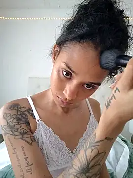 Leaberry online show from October 1, 6:56 pm