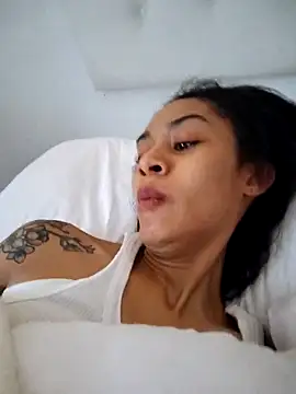 Leaberry online show from November 9, 11:47 am