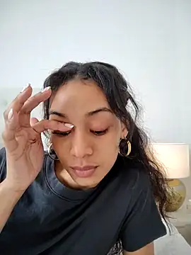 Leaberry online show from October 24, 5:34 pm