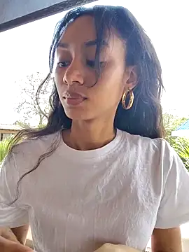 Leaberry online show from October 28, 3:22 pm