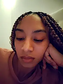 Leaberry online show from November 14, 5:44 am