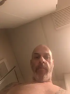 Snapshot of Ryeguy6969 chatting on January 17, 1:09 am Ryeguy6969 online show from January 17, 1:09 am