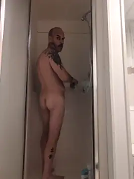 Snapshot of Ryeguy6969 chatting on November 25, 3:51 am Ryeguy6969 online show from November 25, 3:51 am