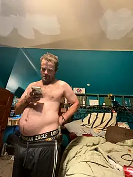 Snapshot of charactrzero chatting on October 27, 9:16 pm charactrzero online show from October 27, 9:16 pm