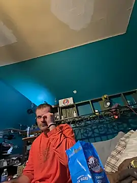 charactrzero online show from April 13, 2:04 am