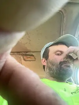 Snapshot of charactrzero chatting on December 1, 5:25 pm charactrzero online show from December 1, 5:25 pm