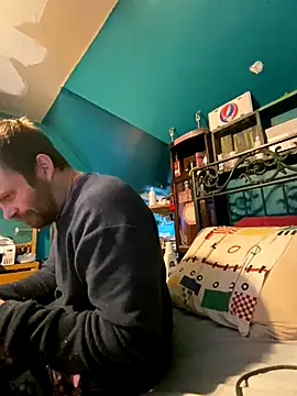 Snapshot of charactrzero chatting on December 14, 8:14 pm charactrzero online show from December 14, 8:14 pm