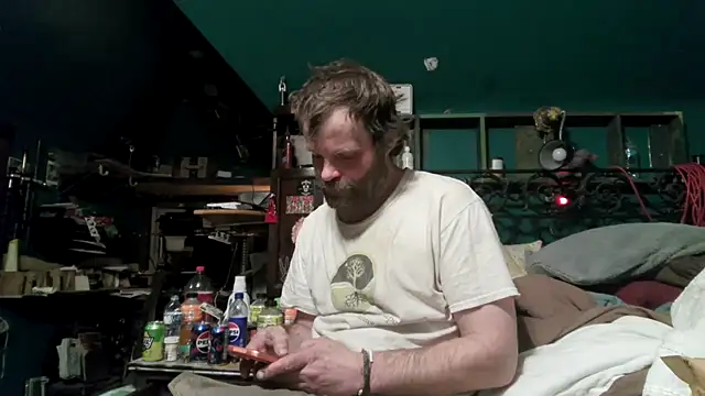 charactrzero online show from March 4, 1:57 am