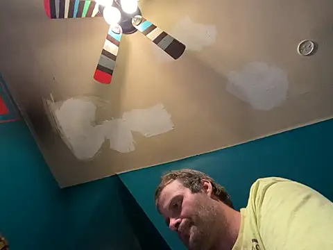 Snapshot of charactrzero chatting on October 23, 10:19 pm charactrzero online show from October 23, 10:19 pm