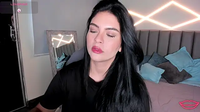 Veronicalanx1 online show from March 24, 11:43 am