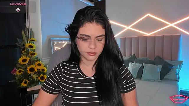 Veronicalanx1 online show from February 24, 11:55 am